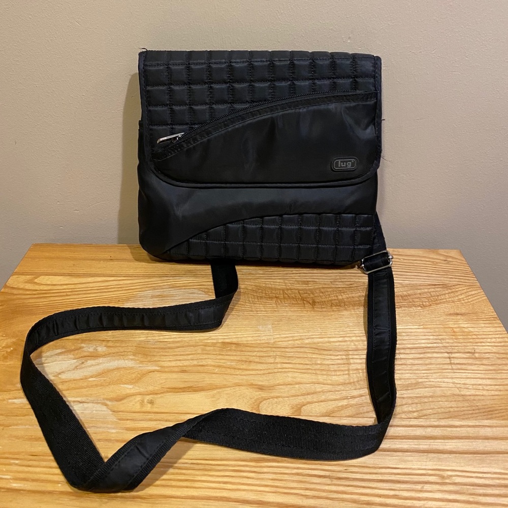 Lug Black Long Strap Shoulder Length Purse